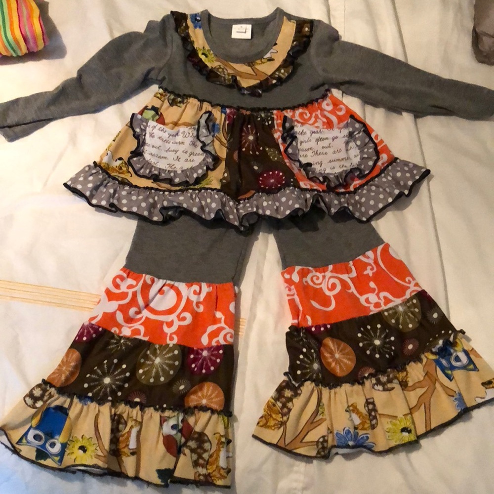 Gray Printed Ruffle Set